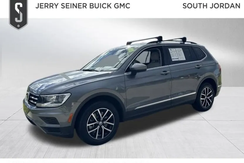 2021 Volkswagen Tiguan SE photo 1