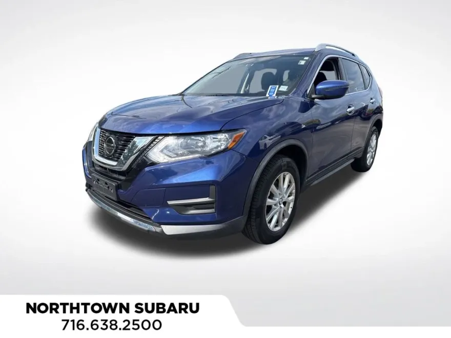 2018 Nissan Rogue SV photo 1