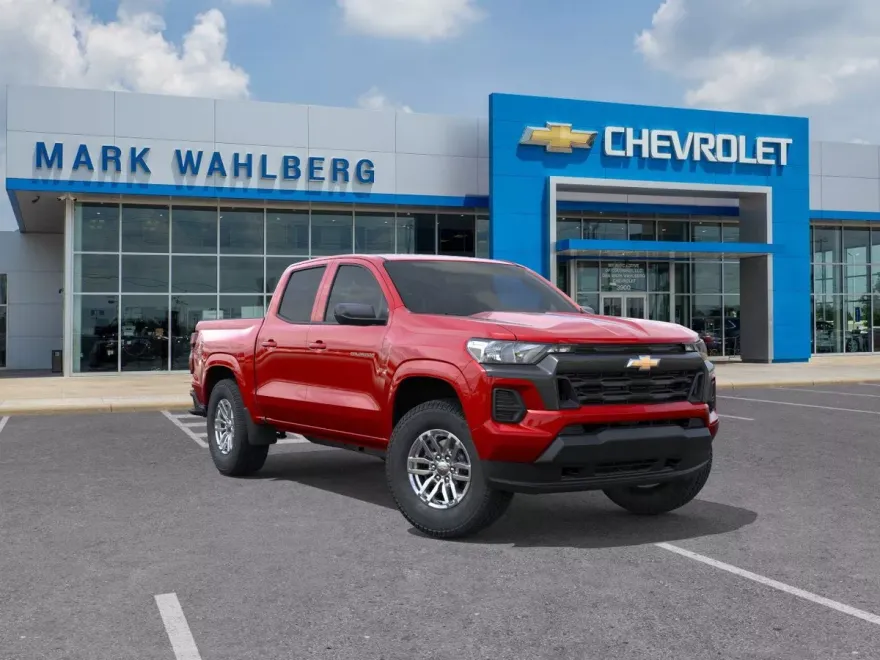 2025 Chevrolet Colorado Work Truck LT photo 1
