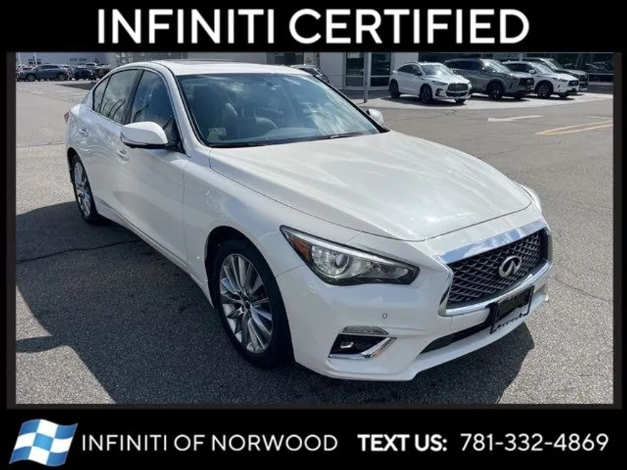 2022 Infiniti Q50 LUXE photo 1