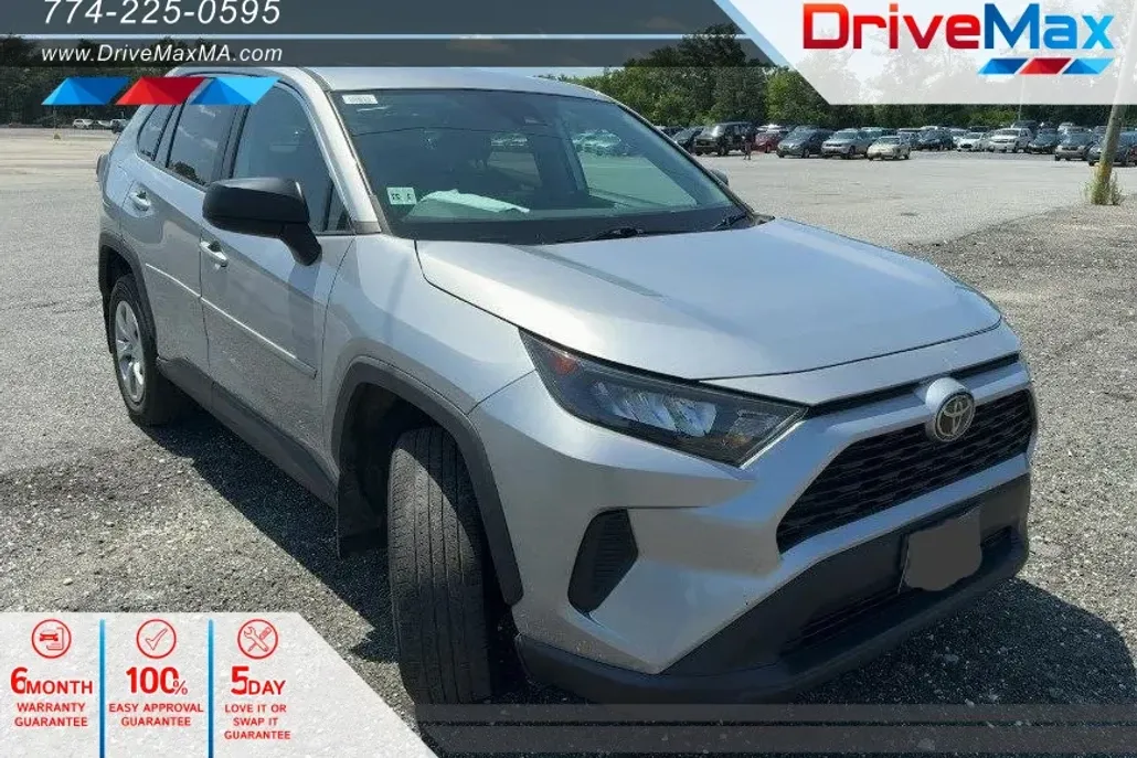 2022 Toyota RAV4 LE Sport photo 1
