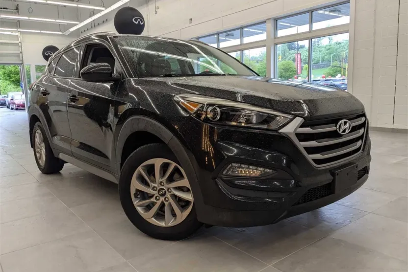 2017 Hyundai Tucson SE photo 1