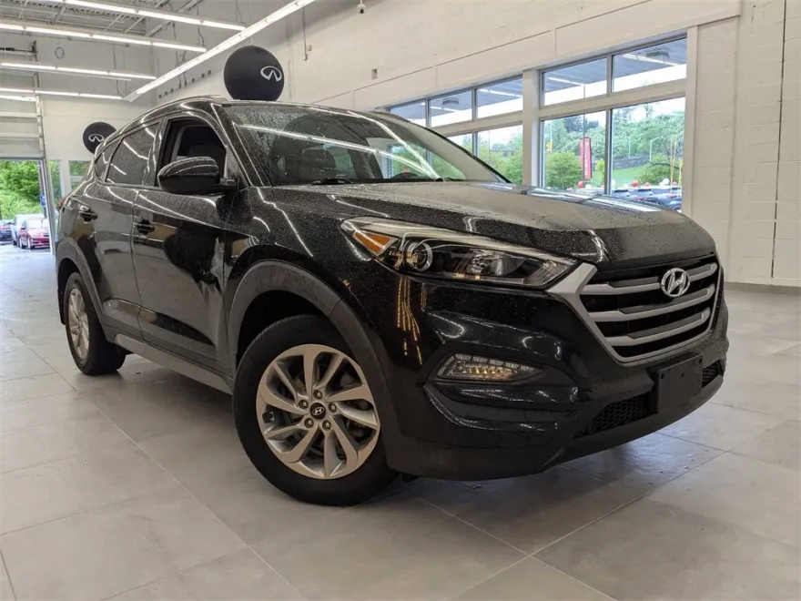 2017 Hyundai Tucson SE photo 1