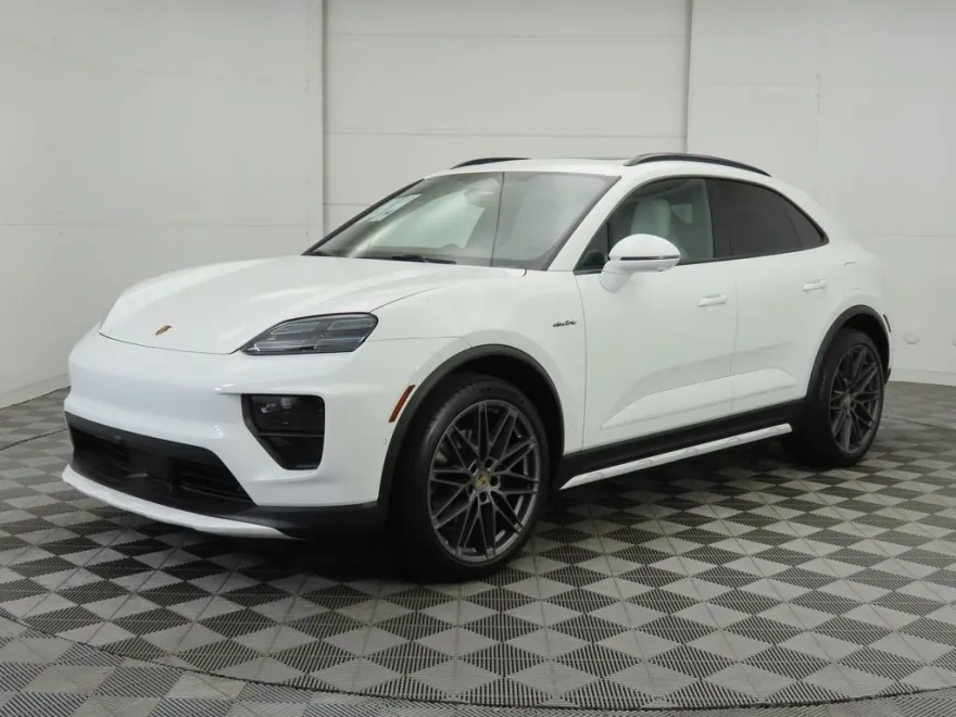 2025 Porsche Macan Electric Base photo 1