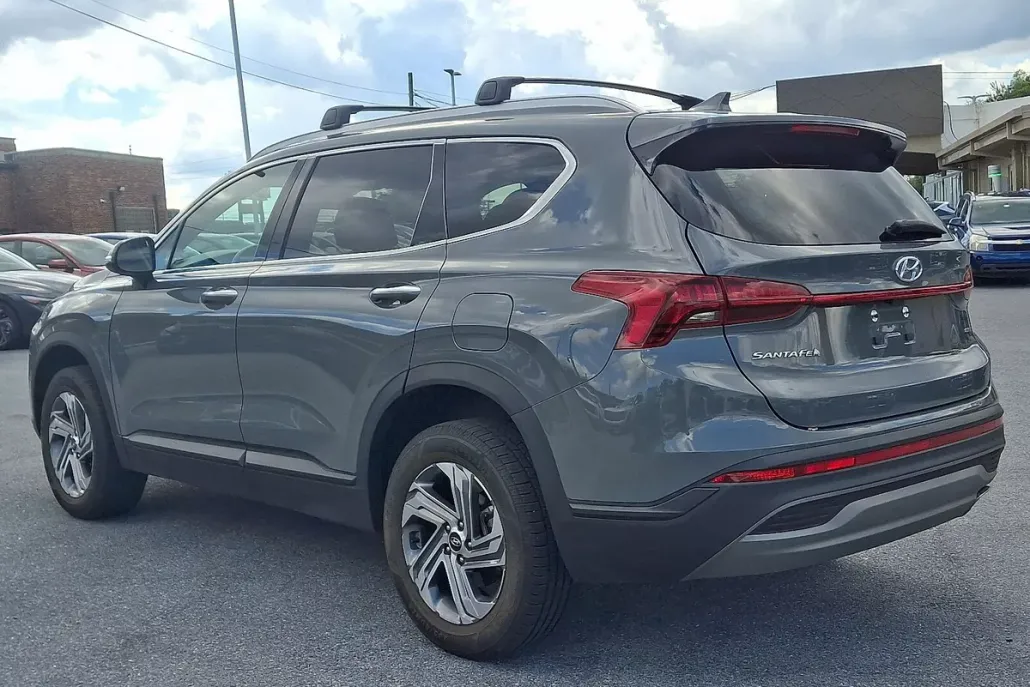 2023 Hyundai Santa Fe SEL photo 1