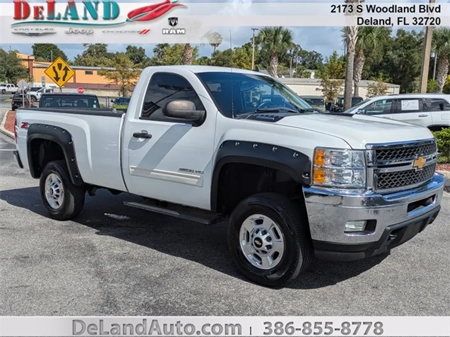 2013 Chevrolet Silverado 2500HD LT photo 1
