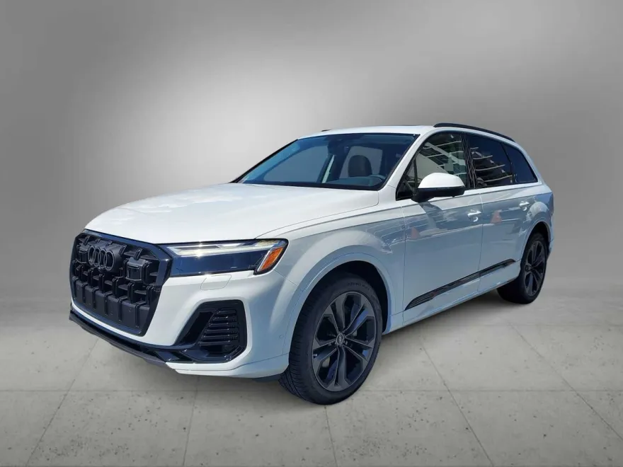 2025 Audi Q7 55 Premium Plus photo 1