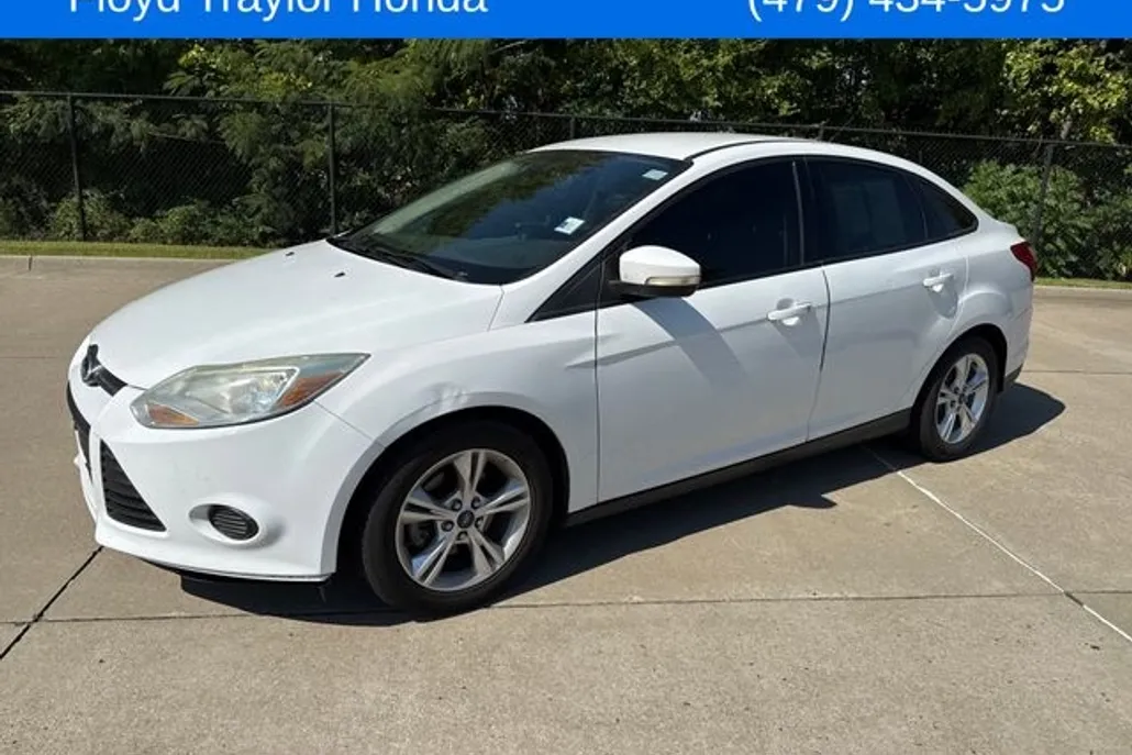2014 Ford Focus SE photo 1