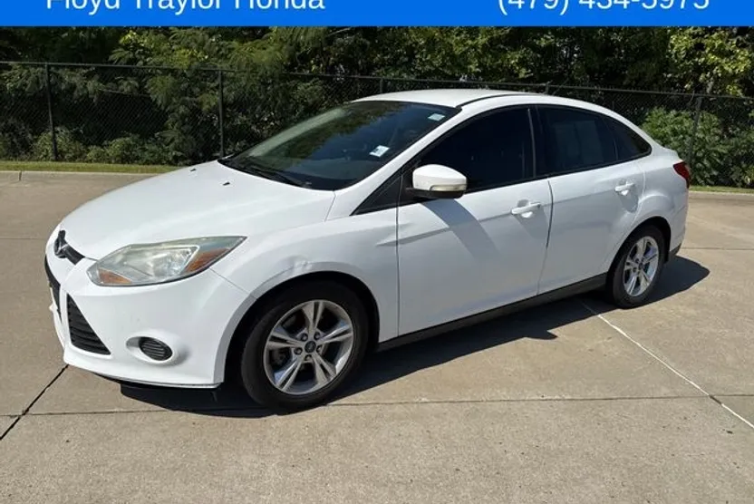 2014 Ford Focus SE photo 1