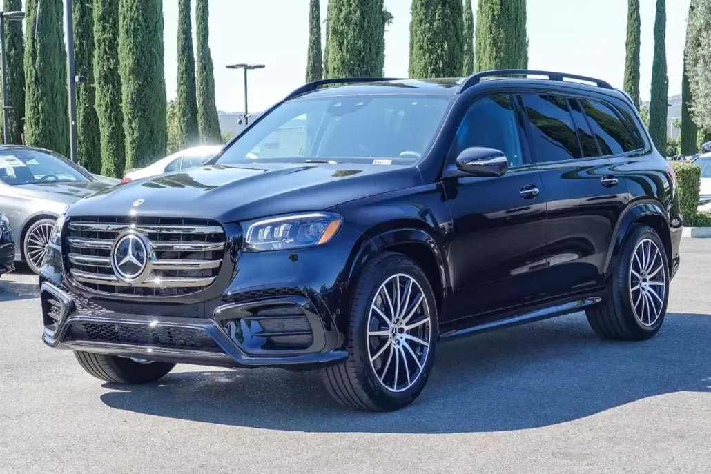 2025 Mercedes Benz GLS 450 4MATIC photo 1