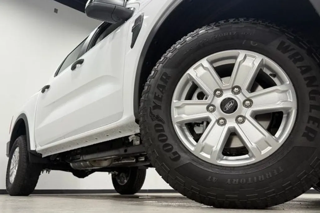 2025 Ford Ranger XL photo 1