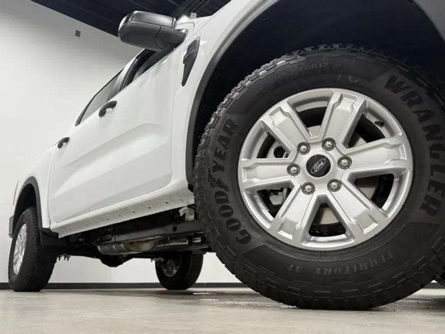 2025 Ford Ranger XL photo 1