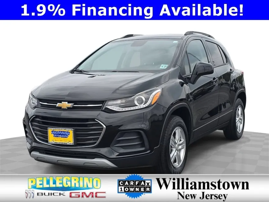 2022 Chevrolet Trax LT photo 1