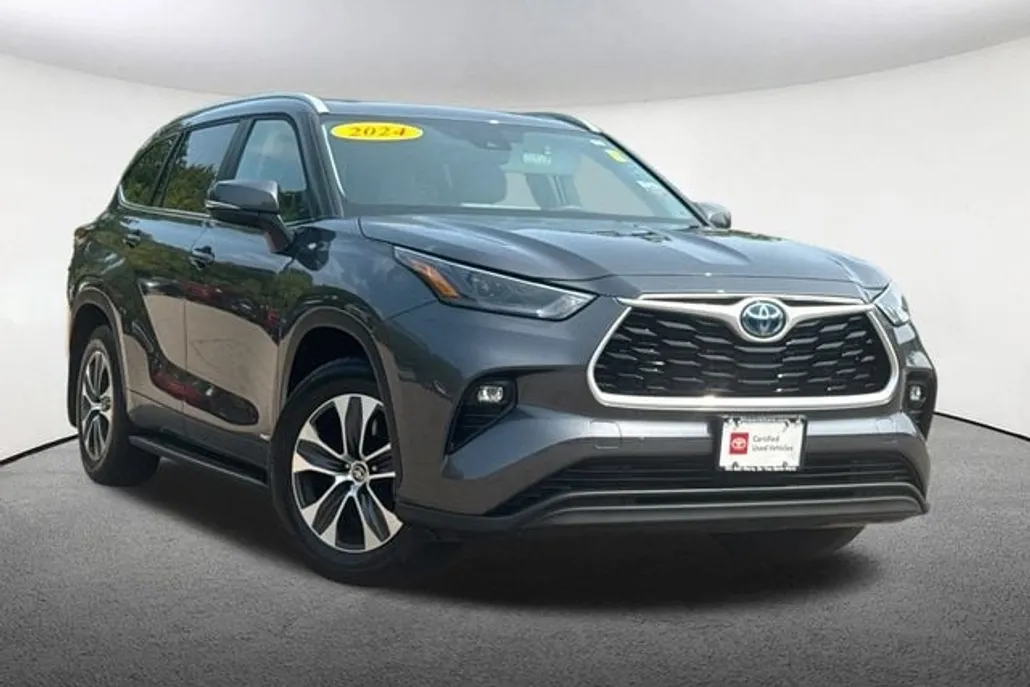 2024 Toyota Highlander Hybrid XLE photo 1