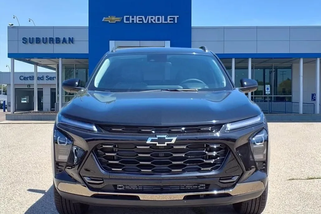 2025 Chevrolet Trax ACTIV photo 1
