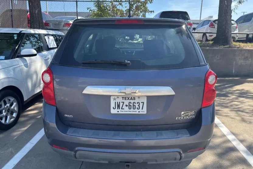 2013 Chevrolet Equinox LS photo 1