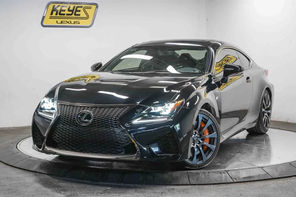 2016 Lexus RC F photo 1
