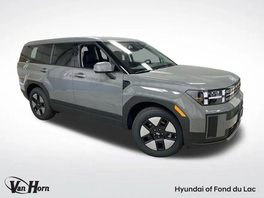 2026 Hyundai Santa Fe SE photo 1