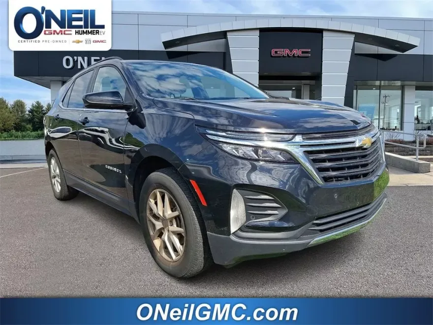 2022 Chevrolet Equinox LT photo 1