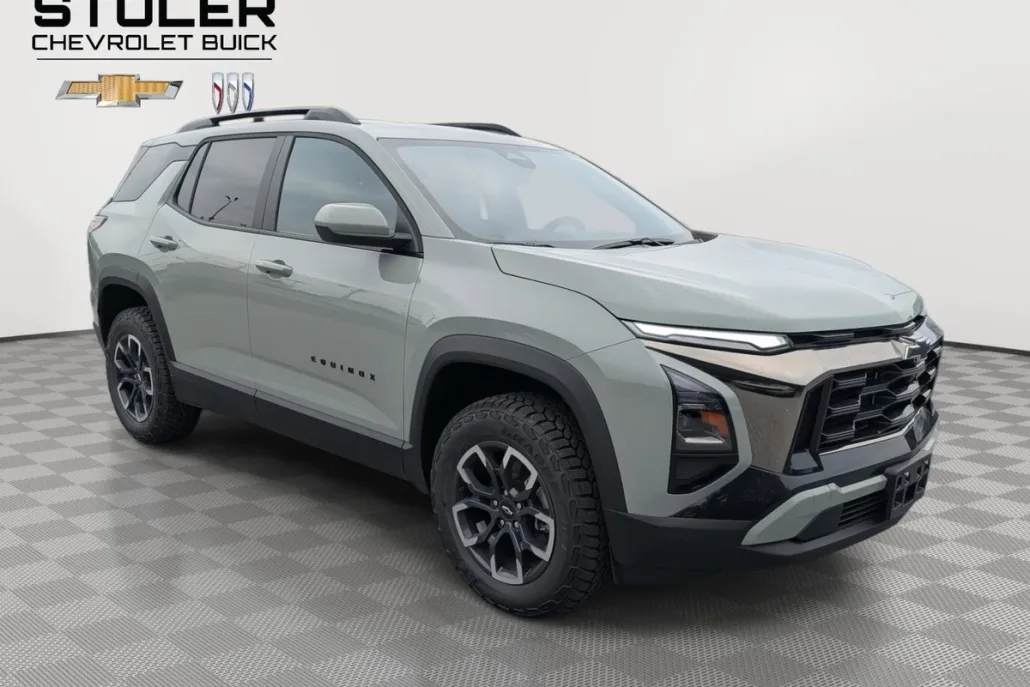 2026 Chevrolet Equinox ACTIV photo 1