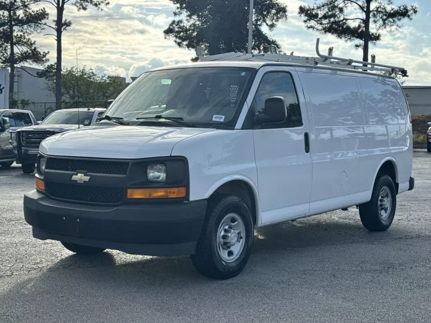 2017 Chevrolet Express Cargo 2500 photo 1
