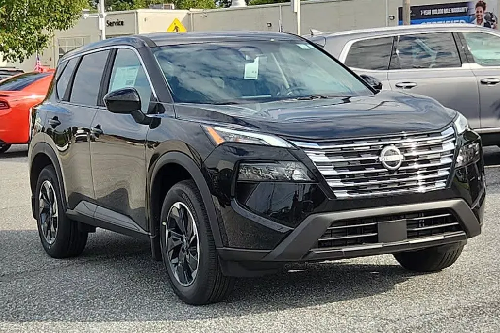 2026 Nissan Rogue SV photo 1
