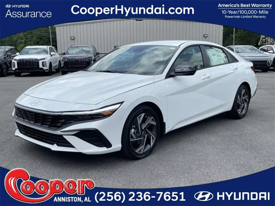 2025 Hyundai Elantra SEL Sport photo 1