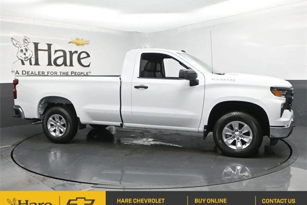 2025 Chevrolet Silverado 1500 photo 1