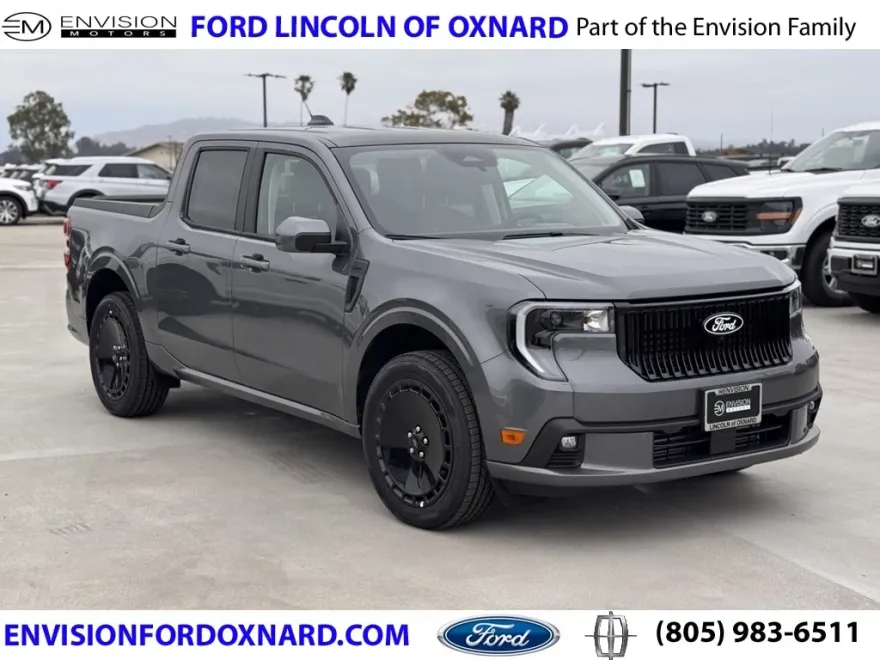 2025 Ford Maverick photo 1