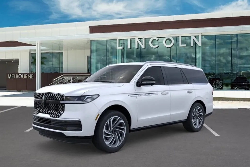 2025 Lincoln Navigator Reserve photo 1