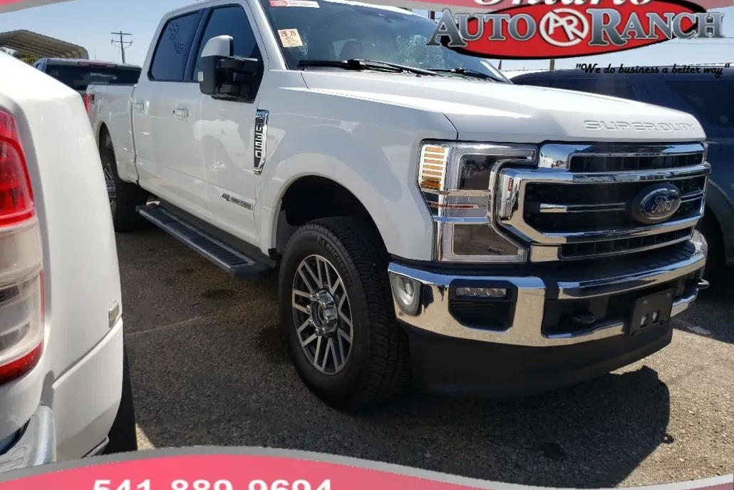 2022 Ford F-350 Lariat photo 1