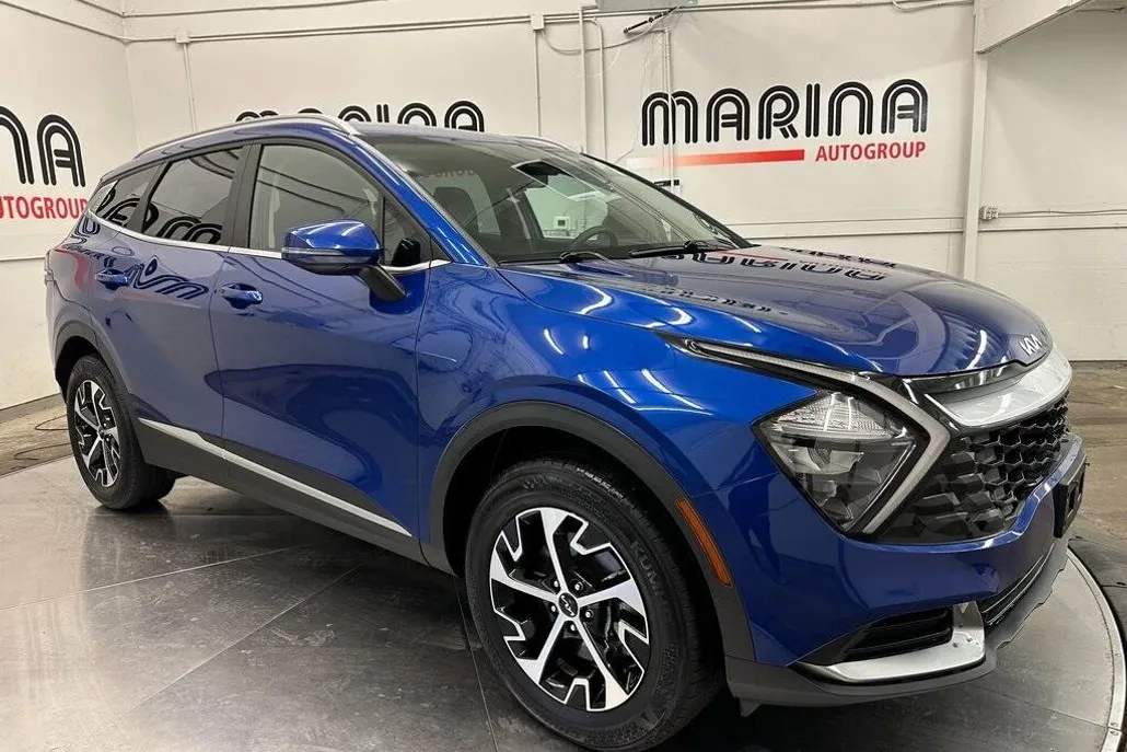 2023 Kia Sportage EX photo 1