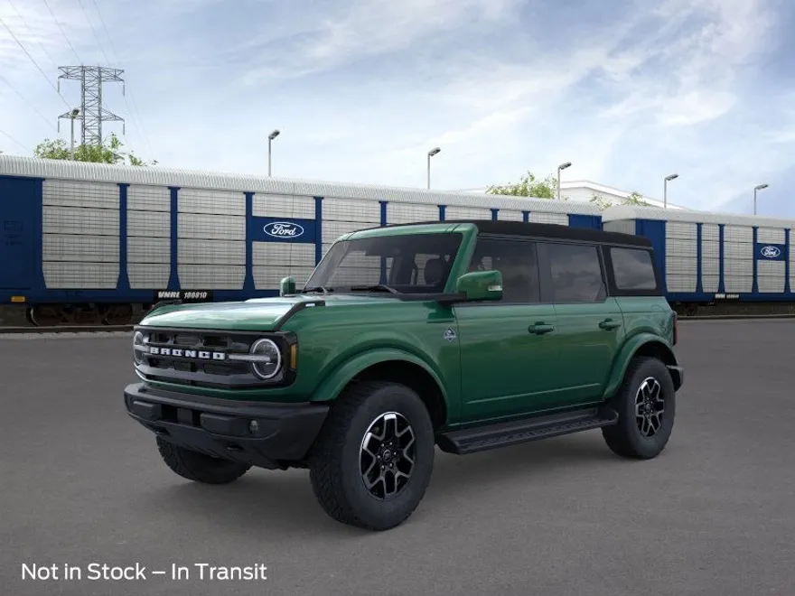2025 Ford Bronco Outer Banks photo 1