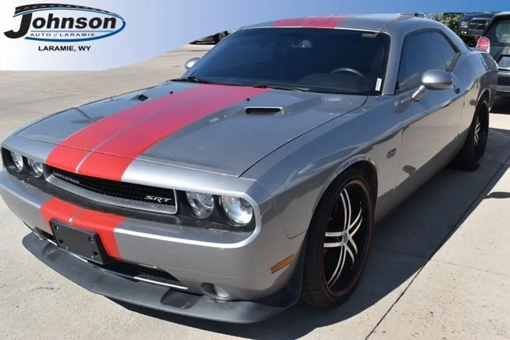 2011 Dodge Challenger SRT8 photo 1