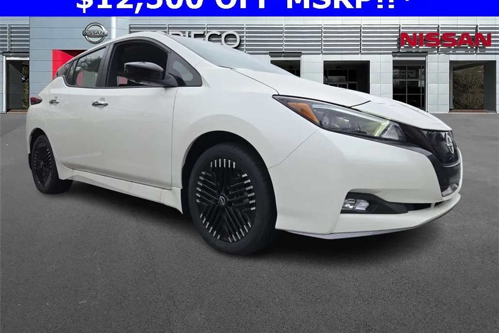 2024 Nissan Leaf SV Plus photo 1