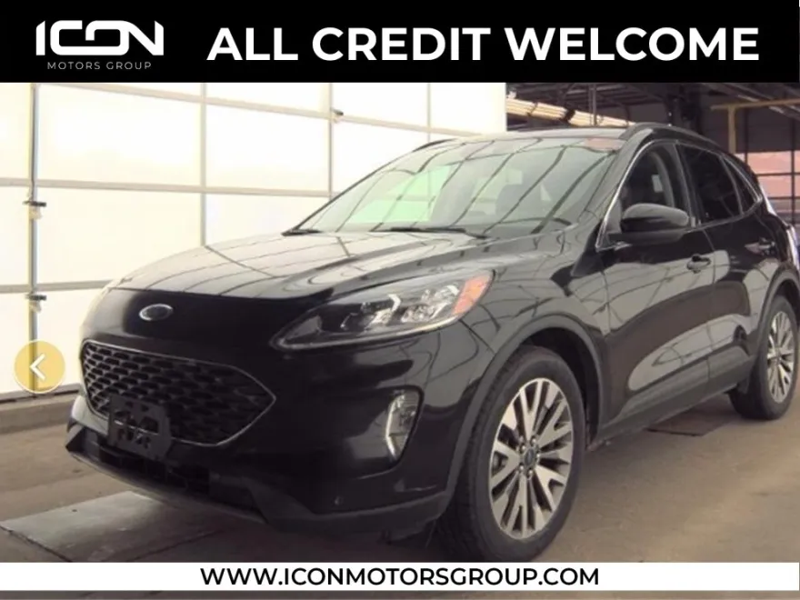 2022 Ford Escape Titanium photo 1