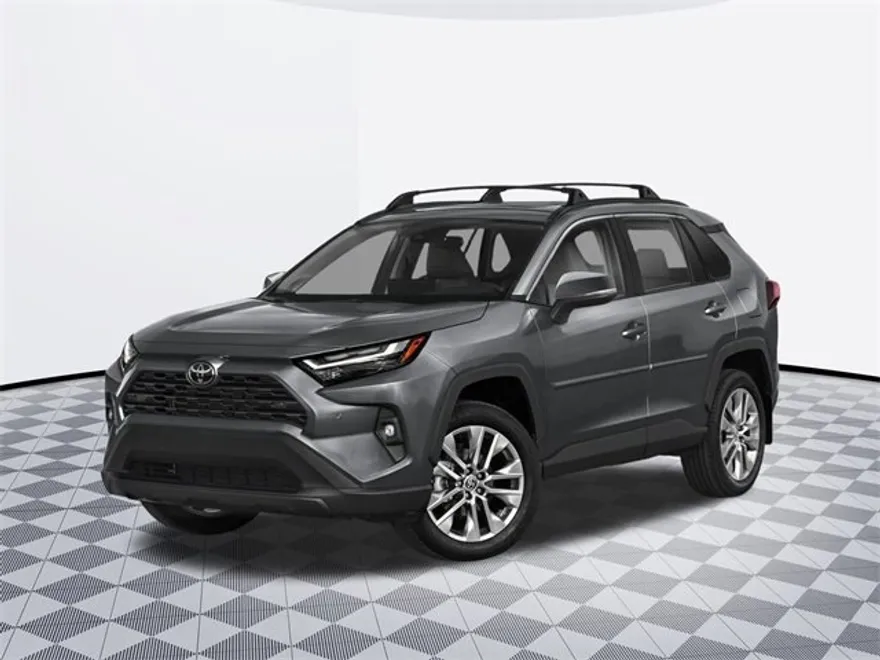 2025 Toyota RAV4 XLE photo 1