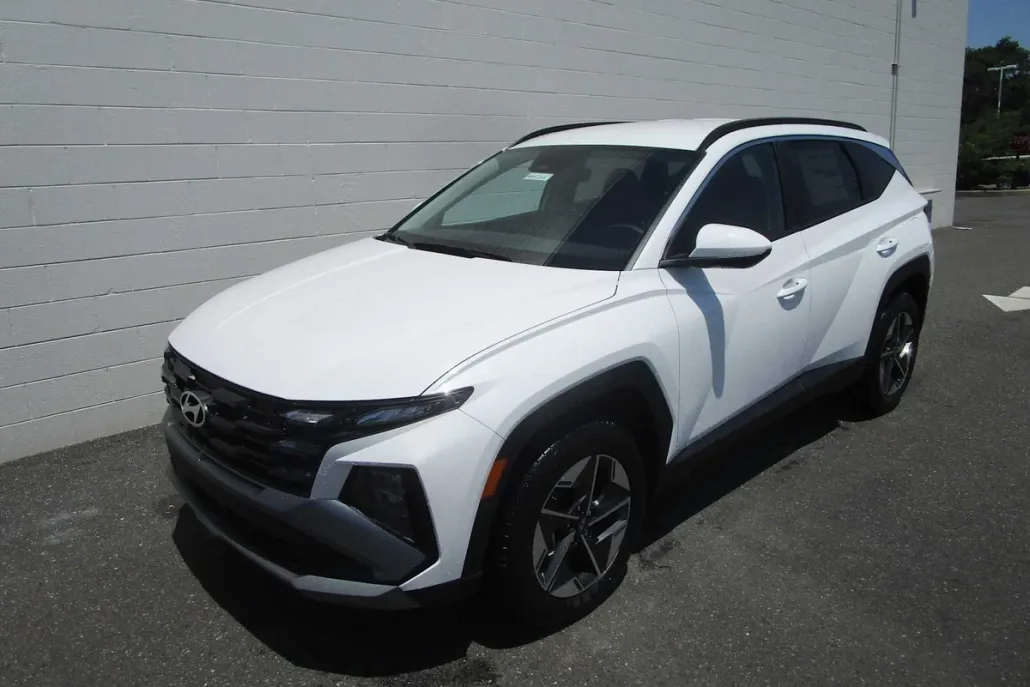 2025 Hyundai Tucson SEL photo 1