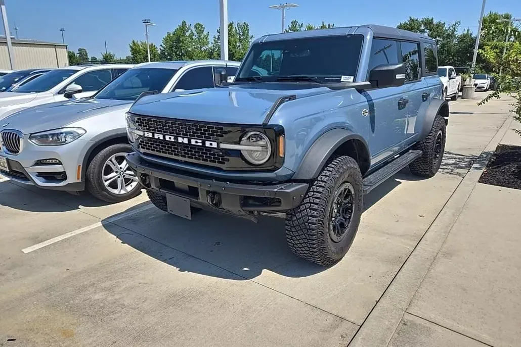 2024 Ford Bronco Wildtrak photo 1