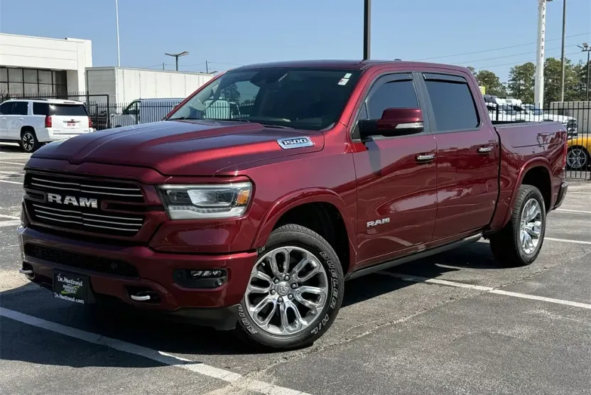 2022 Ram 1500 Laramie photo 1