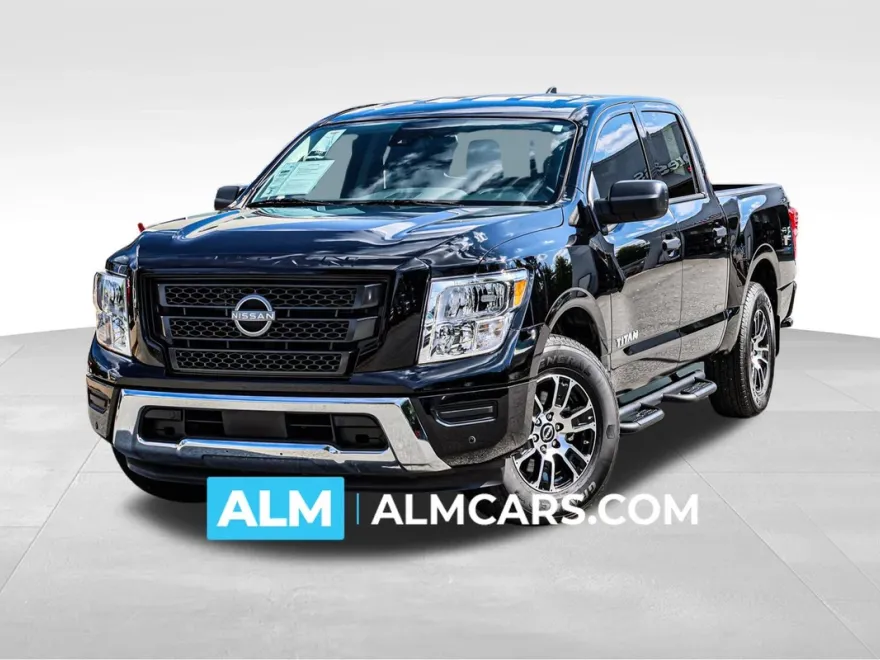 2024 Nissan Titan SV photo 1