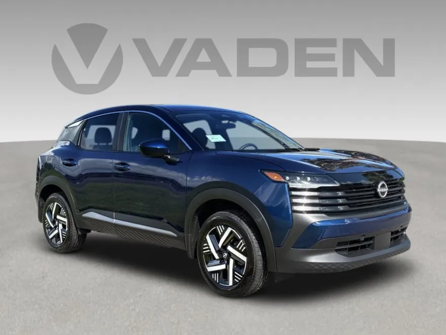 2025 Nissan Kicks SV photo 1