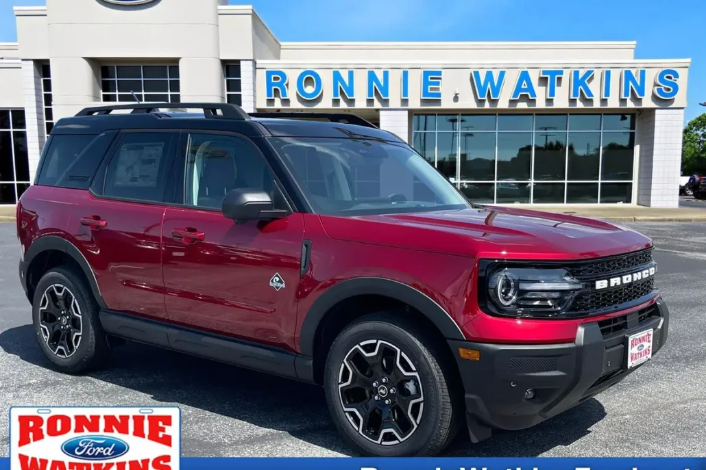 2025 Ford Bronco Sport Outer Banks photo 1