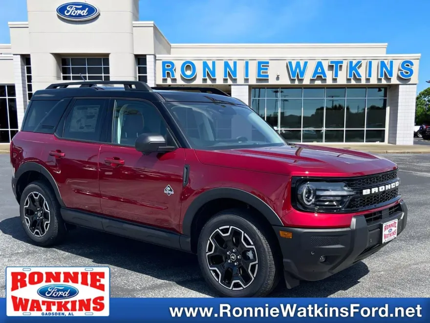 2025 Ford Bronco Sport Outer Banks photo 1