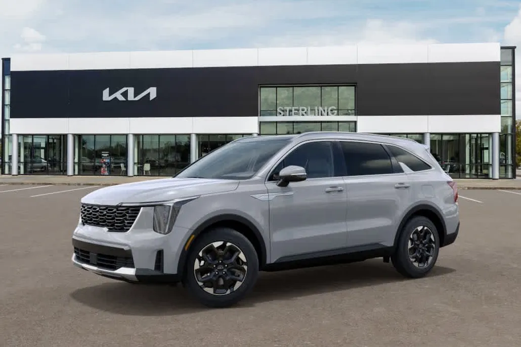 2025 Kia Sorento S photo 1