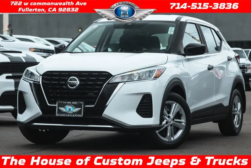 2021 Nissan Kicks S photo 1