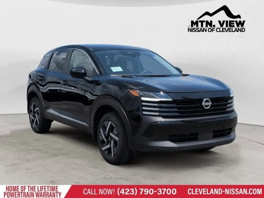 2025 Nissan Kicks SV photo 1
