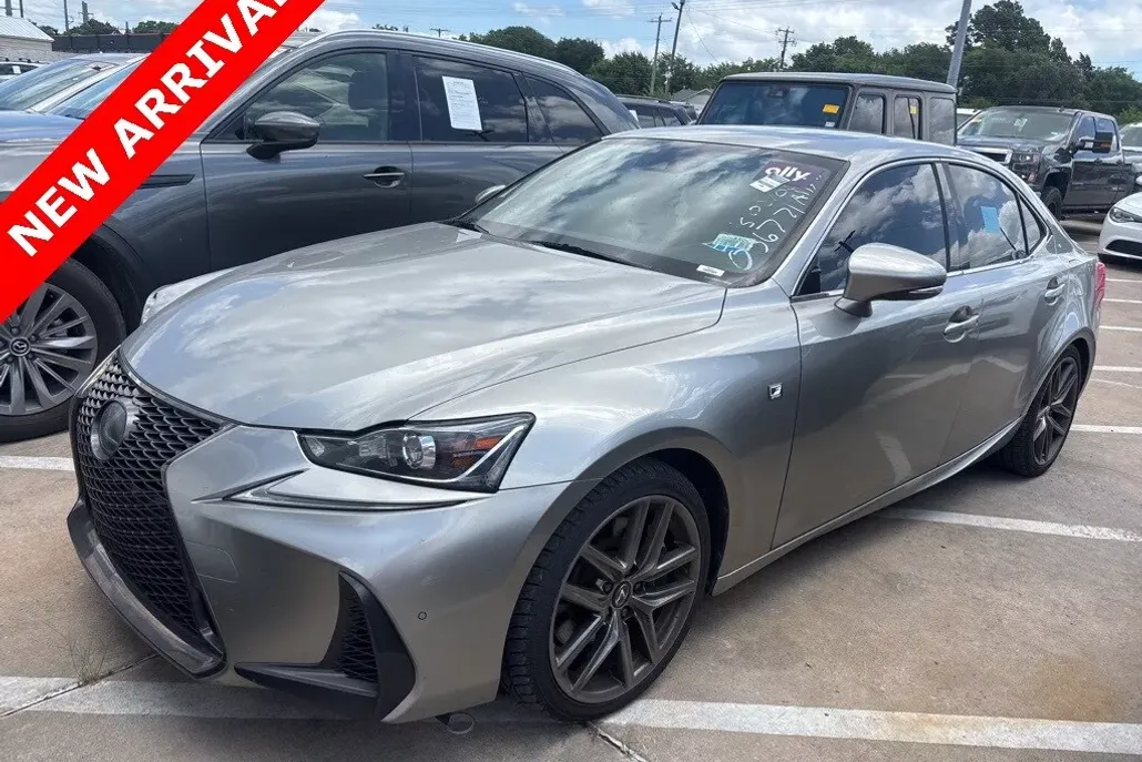 2020 Lexus IS 350 F SPORT photo 1