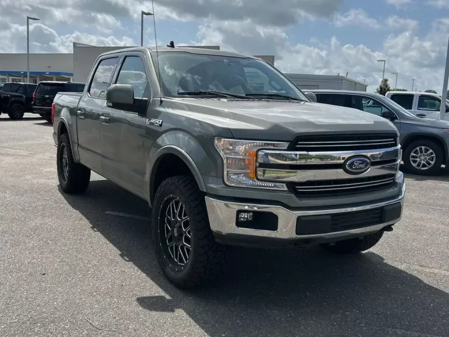 2020 Ford F-150 Lariat photo 1