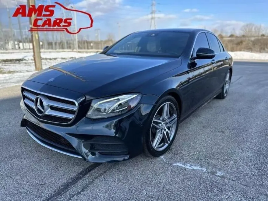 2017 Mercedes Benz E 300 Sedan photo 1